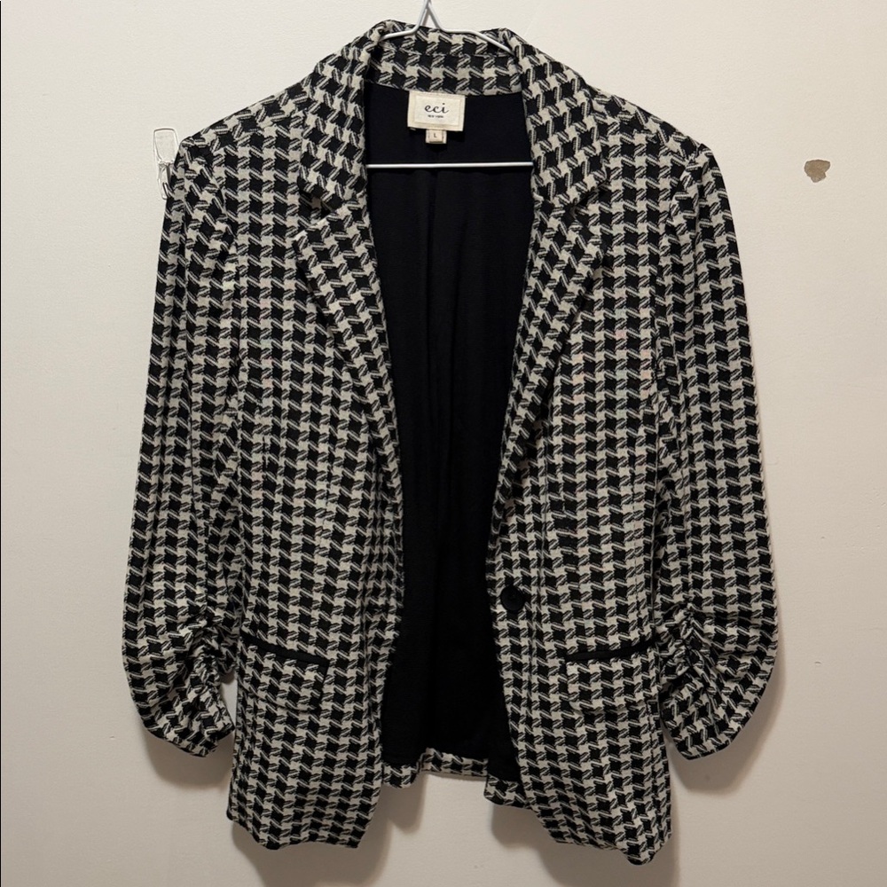 ECI Women's Black and White Houndstooth Blazer